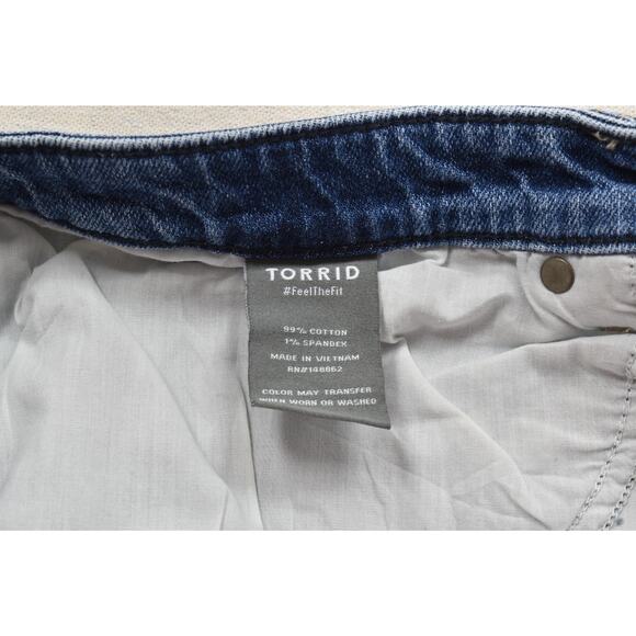 Torrid Women's Plus Size 24 Distressed Denim Jean Cut Off Shorts Blue - Picture 7 of 8